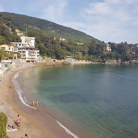 Terrazza Blue Line Apartment Теларо Екстериор снимка