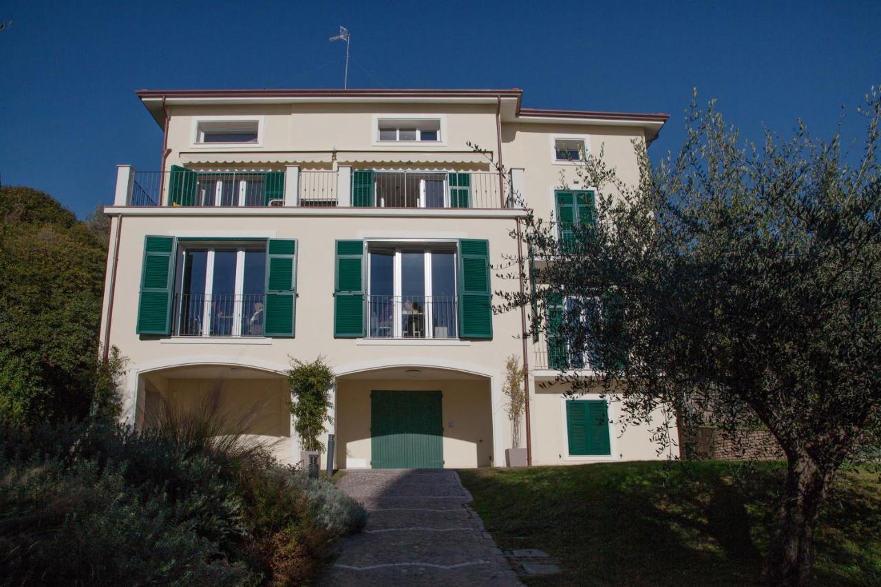 Terrazza Blue Line Apartment Теларо Екстериор снимка