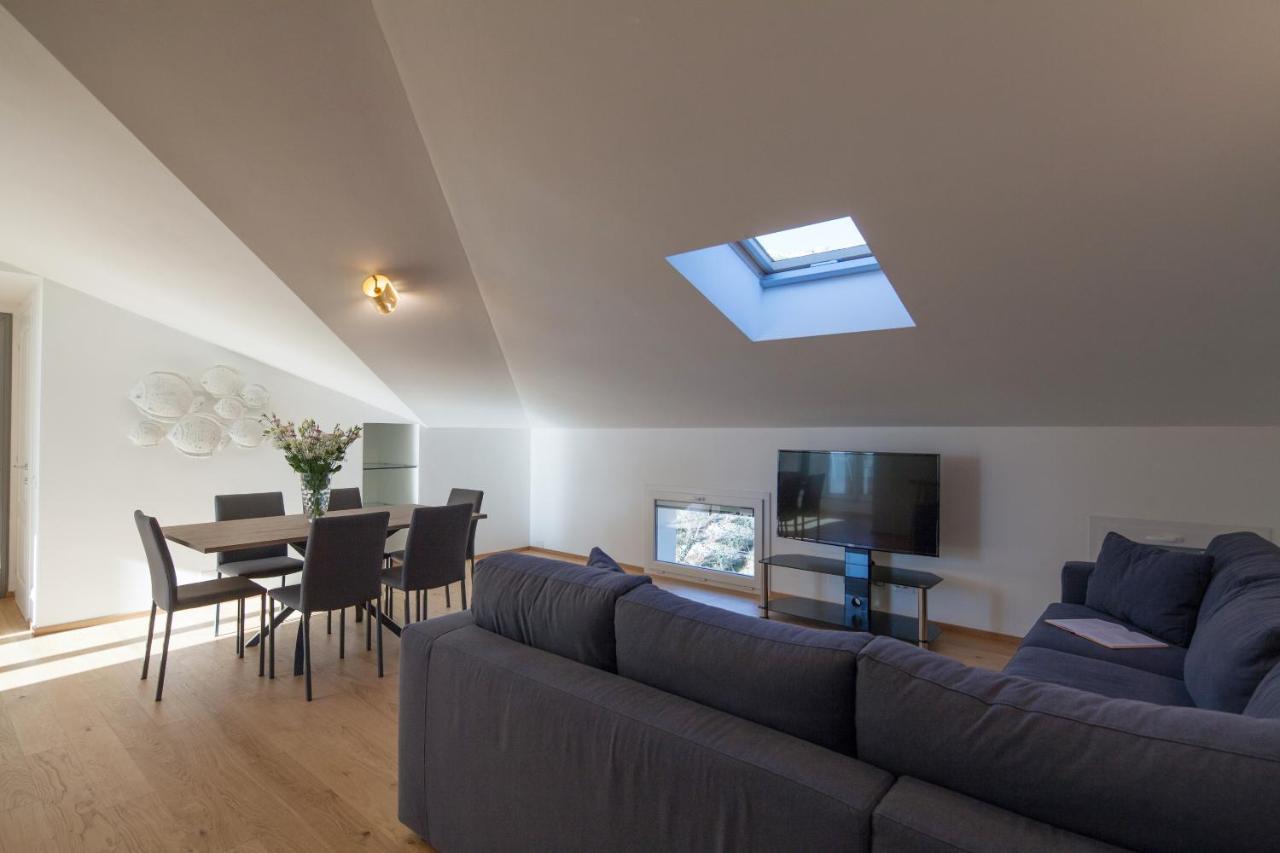 Terrazza Blue Line Apartment Теларо Екстериор снимка